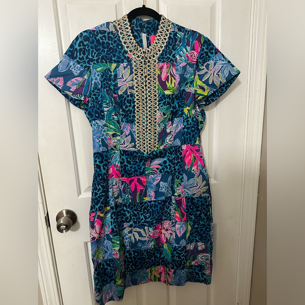 Adrena Shift Dress